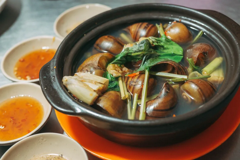 Hình ảnh tại Trần Thị Hương 1960 4